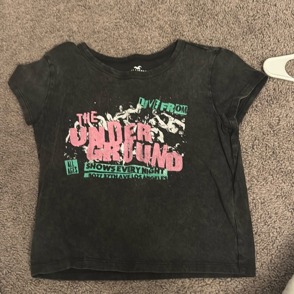 Graphic crop top